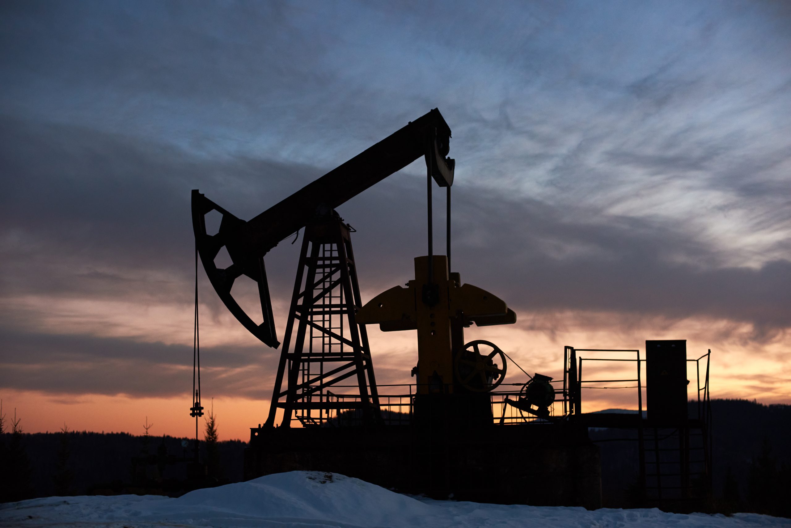 Oil field drilling fluid and workover fluids